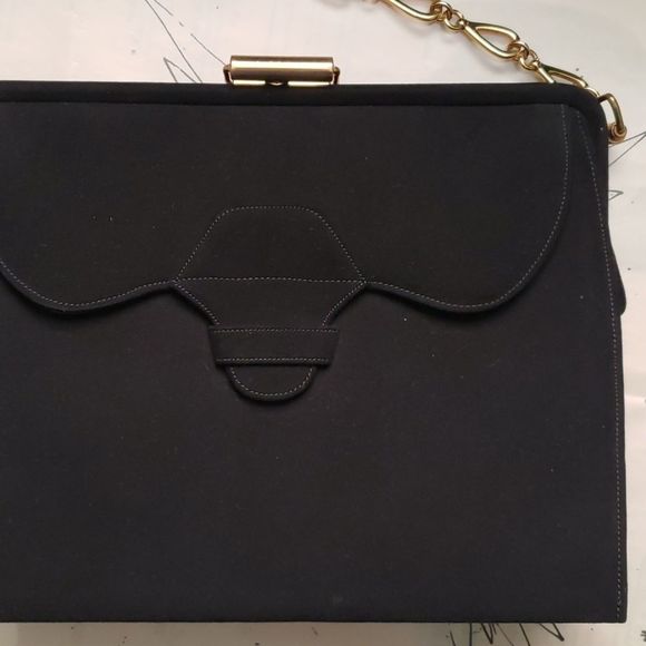 vintage velvet finish chain handbag - Picture 2 of 12